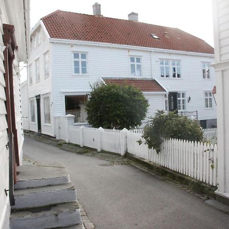Gamle Apoteket I Gamle Skudeneshavn Appartamento Esterno foto