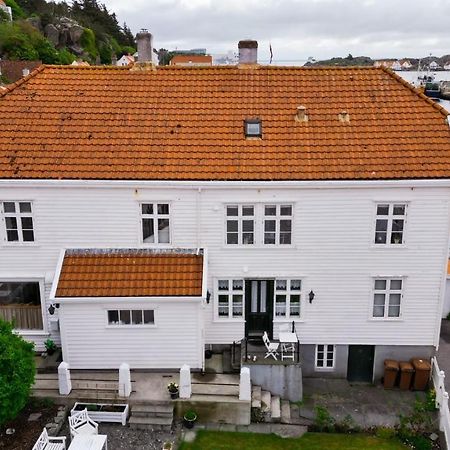 Gamle Apoteket I Gamle Skudeneshavn Appartamento Esterno foto
