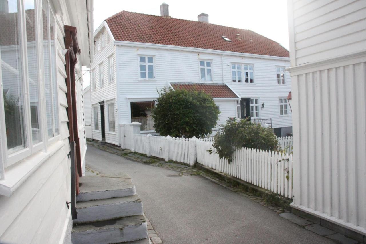 Gamle Apoteket I Gamle Skudeneshavn Appartamento Esterno foto