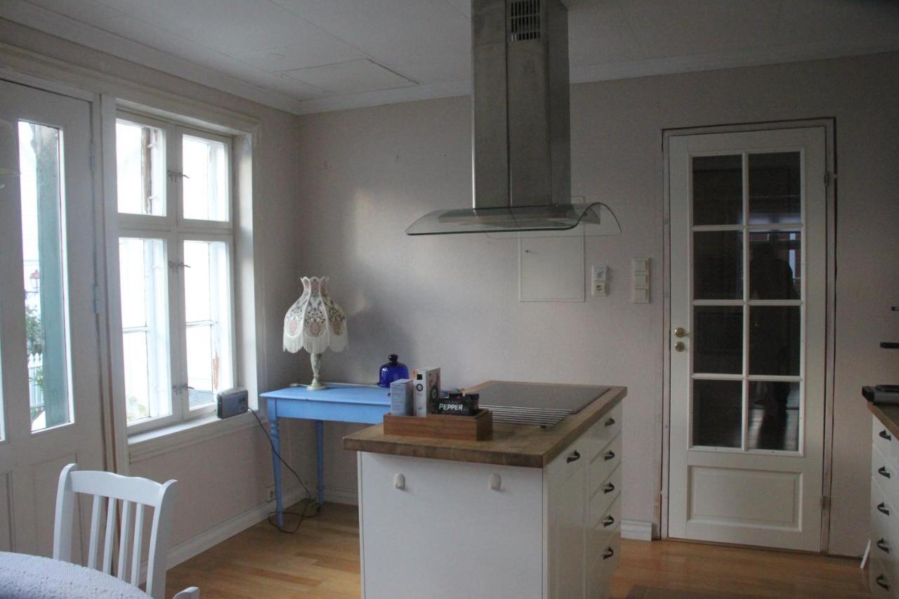 Gamle Apoteket I Gamle Skudeneshavn Appartamento Esterno foto