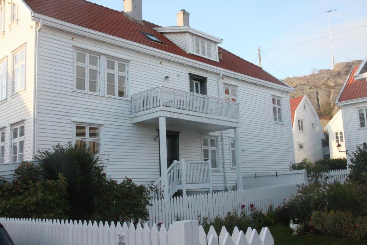 Gamle Apoteket I Gamle Skudeneshavn Appartamento Esterno foto