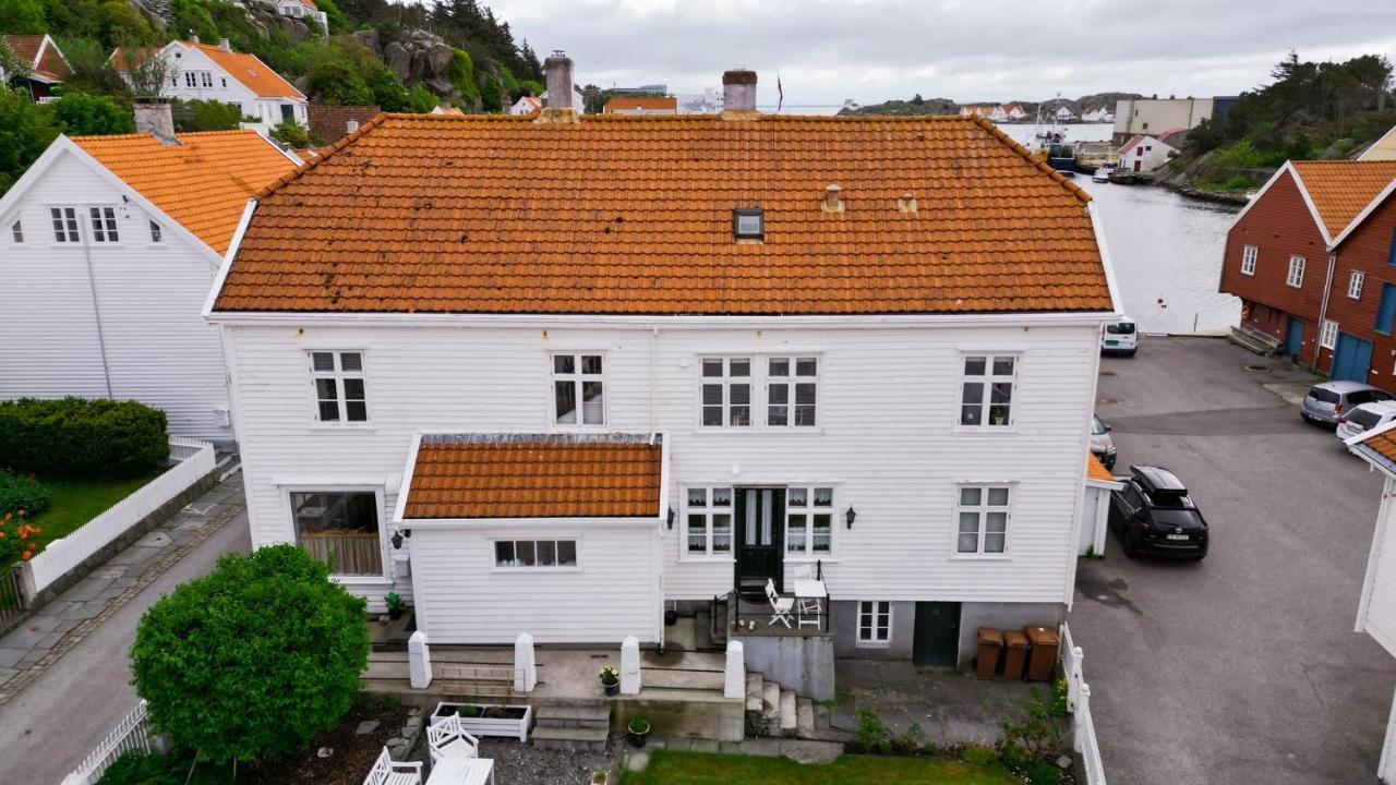 Gamle Apoteket I Gamle Skudeneshavn Appartamento Esterno foto